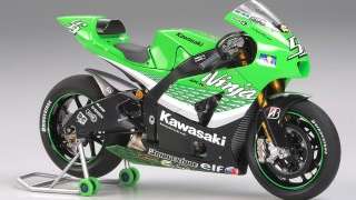 kawasaki ninja ZX RR tamiya 1 12 Maqueta de moto Kawasaki Ninja ZX-RR de Tamiya a escala 1/12