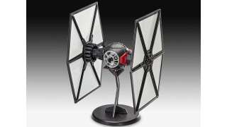 Maqueta del caza interestelar de la saga Star Wars Tie Fighter a escala 1/35 de Revell