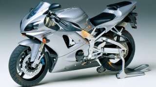 yamaha yzf r1 taira racing tamiya 1 12 Maqueta de moto Yamaha YZF-R1 taira Racing de Tamiya a escala 1/12